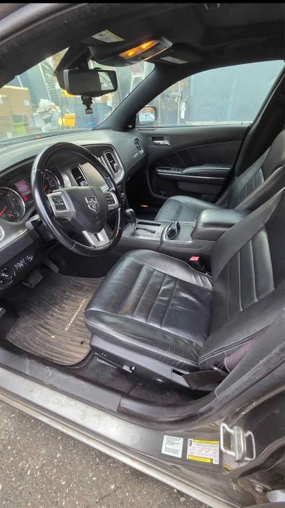 2011 Dodge Charger 7th Gen - Image 5 of 5
