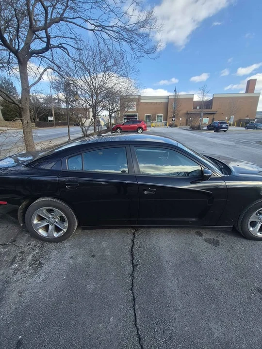 2011 Dodge Charger 7th Gen - Image 10 of 18