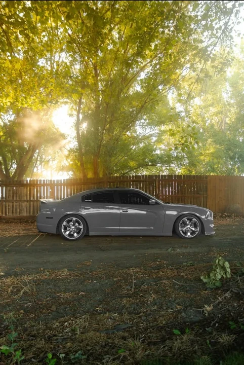 2011 Dodge Charger 7th Gen - Image 5 of 7