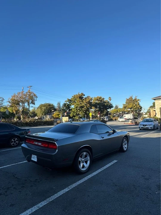 2011 Dodge Charger 7th Gen - Image 8 of 11
