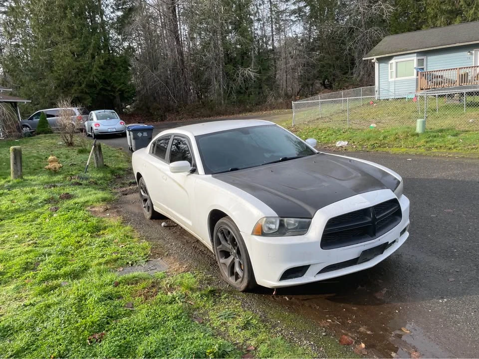 2011 Dodge Charger 7th Gen - Image 4 of 11