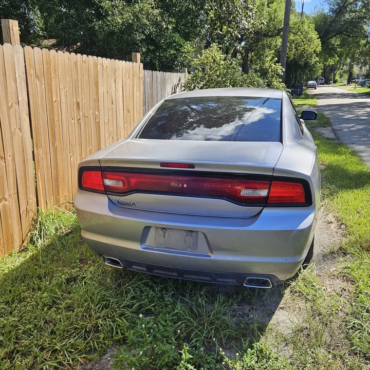 2011 Dodge Charger 7th Gen - Image 6 of 11