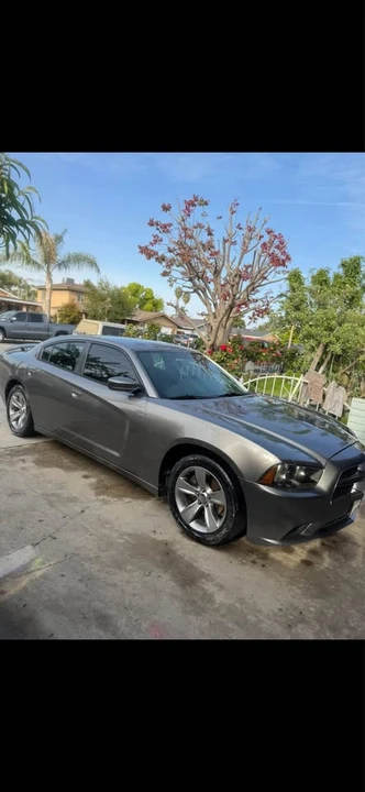 2011 Dodge Charger 7th Gen - Image 3 of 4