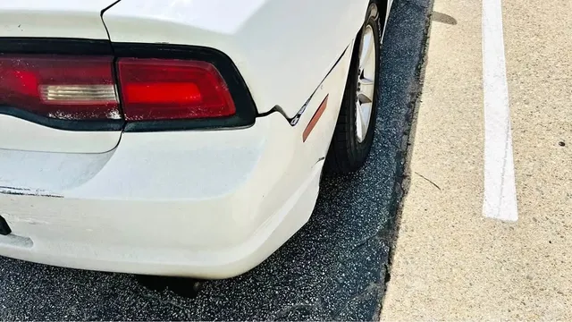 2011 Dodge Charger SE Sedan
