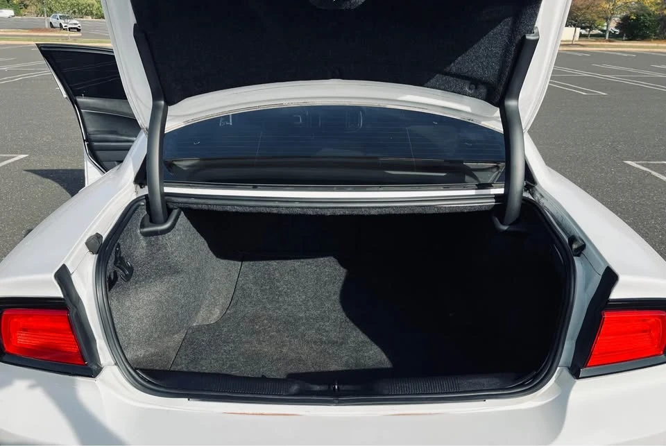 2011 Dodge Charger 7th Gen - Image 15 of 18