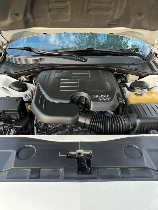 2011 Dodge Charger 7th Gen - Image 5 of 18