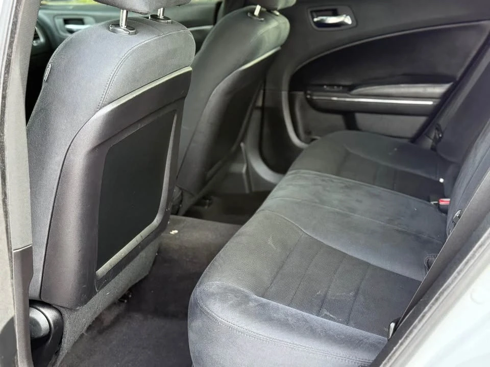 2011 Dodge Charger 7th Gen - Image 7 of 8