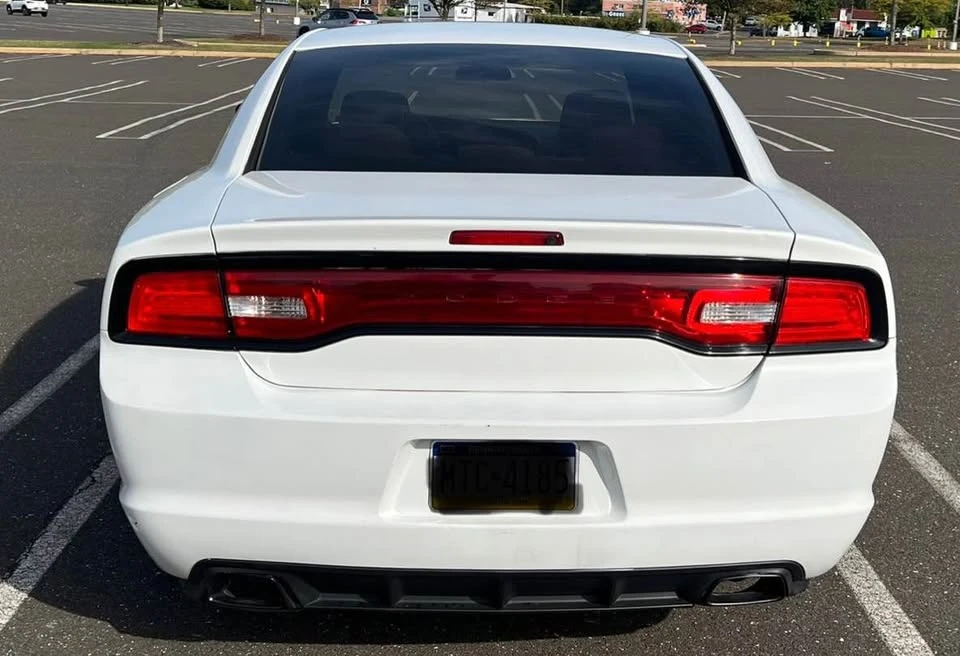 2011 Dodge Charger 7th Gen - Image 8 of 18