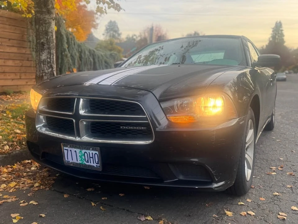 2011 Dodge Charger 7th Gen - Image 2 of 7