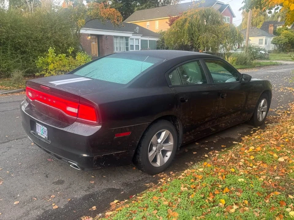 2011 Dodge Charger 7th Gen - Image 4 of 7