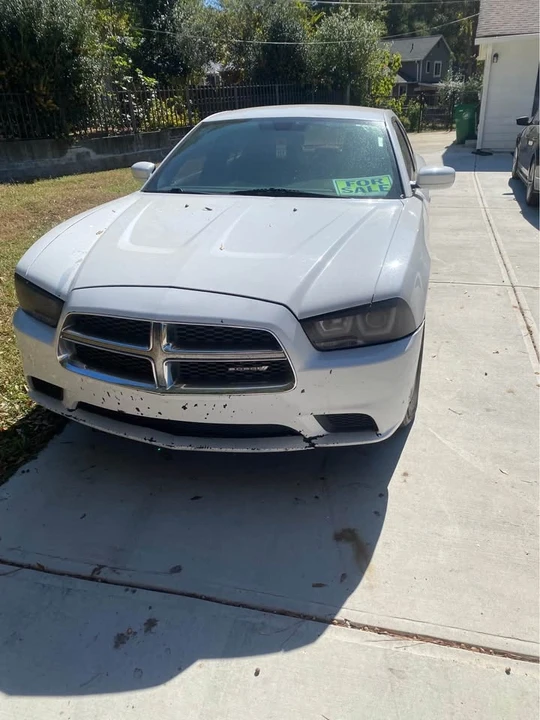2011 Dodge Charger 7th Gen - Image 4 of 5
