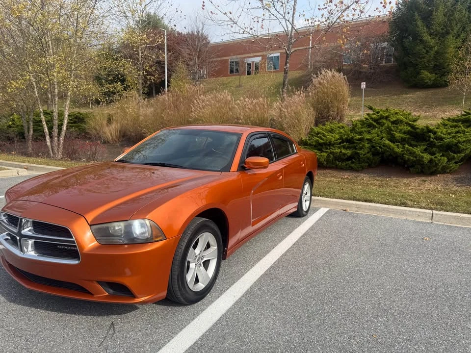 2011 Dodge Charger 7th Gen - Image 13 of 14
