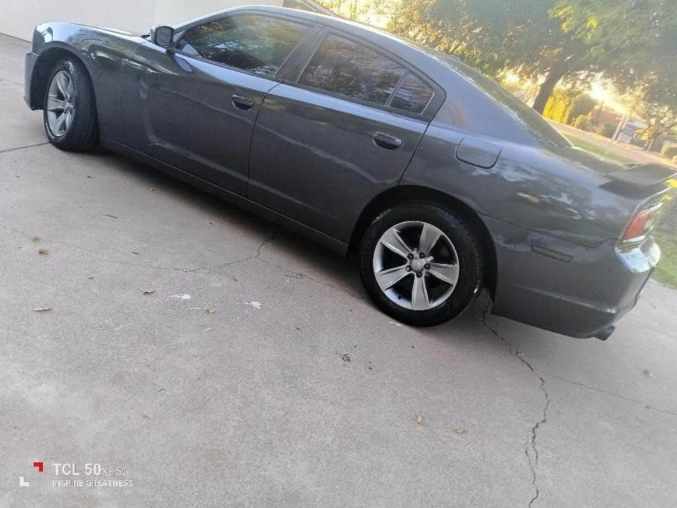 2011 Dodge Charger 7th Gen - Image 4 of 9