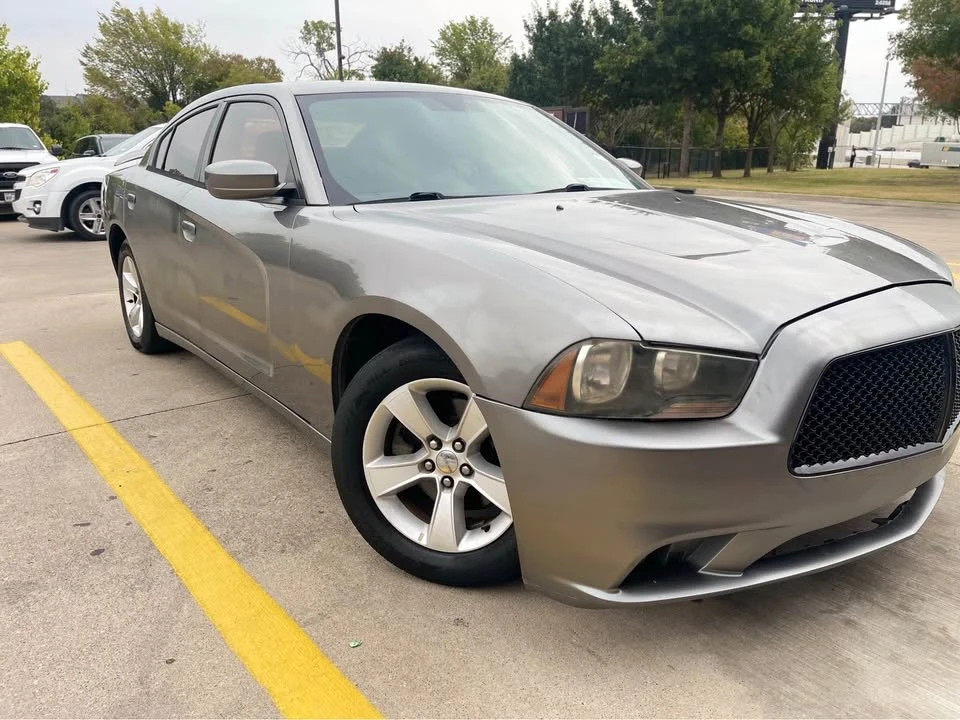 2011 Dodge Charger 7th Gen - Image 4 of 11
