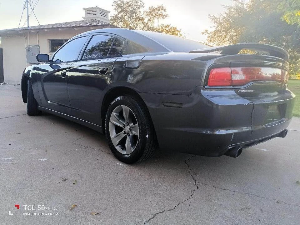 2011 Dodge Charger 7th Gen - Image 2 of 9