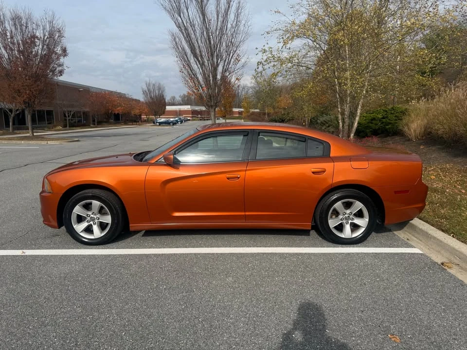 2011 Dodge Charger 7th Gen - Image 11 of 14