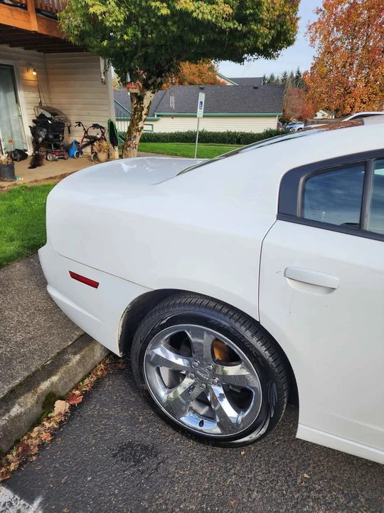 2011 Dodge Charger 7th Gen - Image 5 of 13