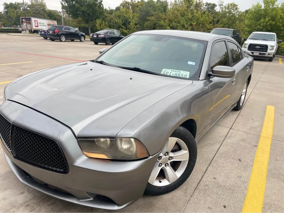 2011 Dodge Charger 7th Gen - Image 3 of 11
