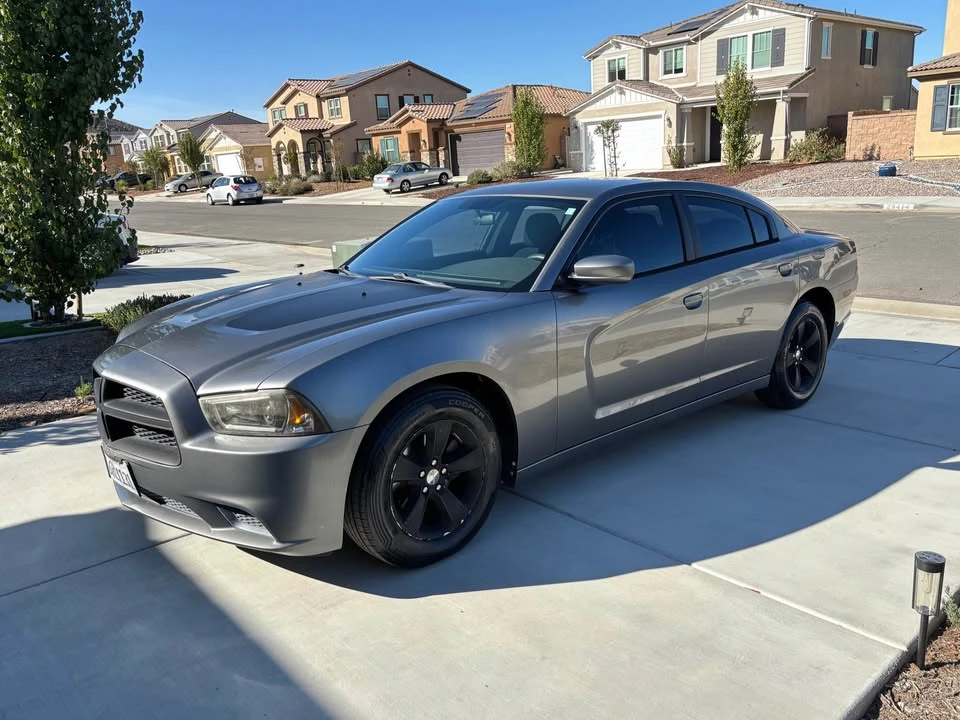 2011 Dodge Charger 6th Gen - Image 8 of 17