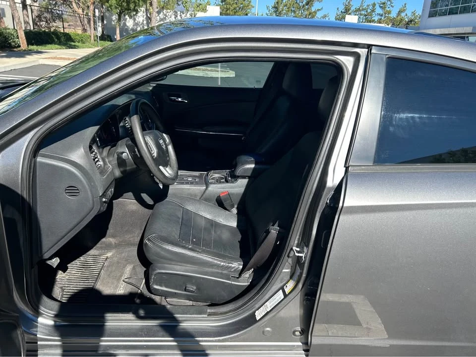 2011 Dodge Charger 7th Gen - Image 12 of 13