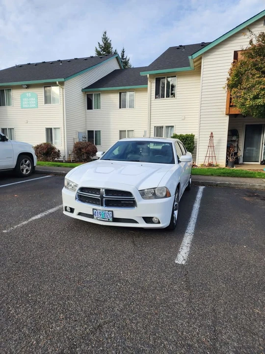 2011 Dodge Charger 7th Gen - Image 11 of 13
