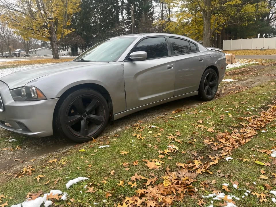 2011 Dodge Charger 7th Gen - Image 2 of 4