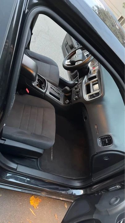2011 Dodge Charger 6th Gen - Image 10 of 11
