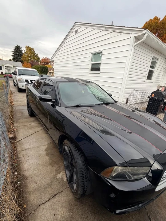 2011 Dodge Charger 6th Gen - Image 4 of 11