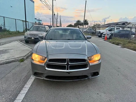 2011 Dodge Charger SE Sedan