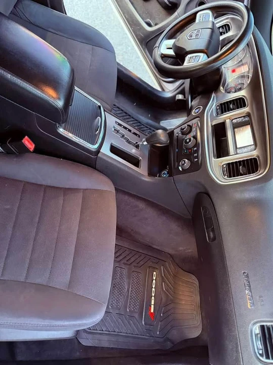 2011 Dodge Charger 7th Gen - Image 13 of 15