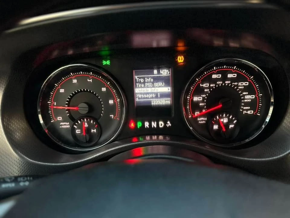 2011 Dodge Charger 7th Gen - Image 2 of 15