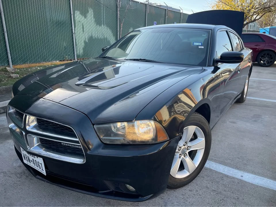 2011 Dodge Charger 7th Gen - Image 4 of 20