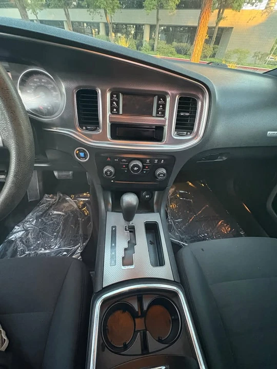 2011 Dodge Charger 7th Gen - Image 14 of 17