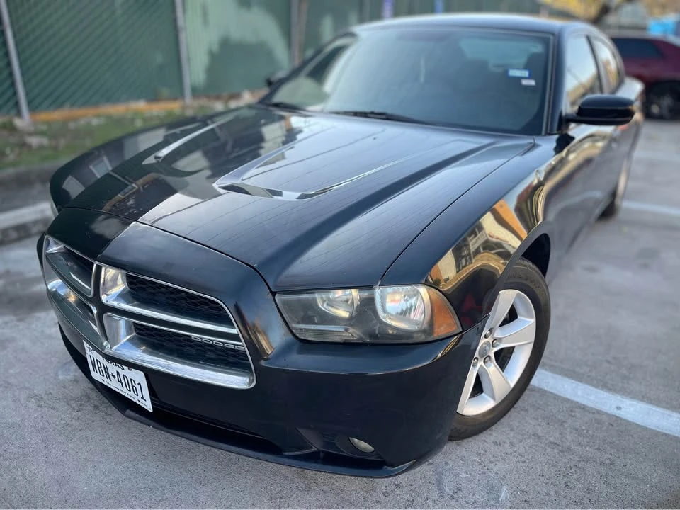 2011 Dodge Charger 7th Gen - Image 15 of 20