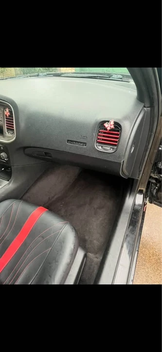 2011 Dodge Charger 7th Gen - Image 2 of 10
