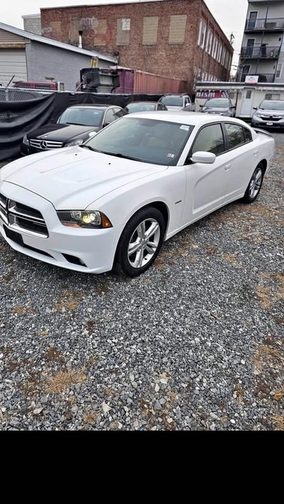 2011 Dodge Charger 7th Gen - Image 3 of 6