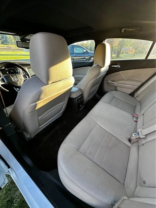 2011 Dodge Charger 7th Gen - Image 12 of 12