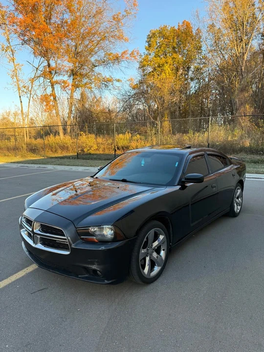 2011 Dodge Charger 7th Gen - Image 2 of 15