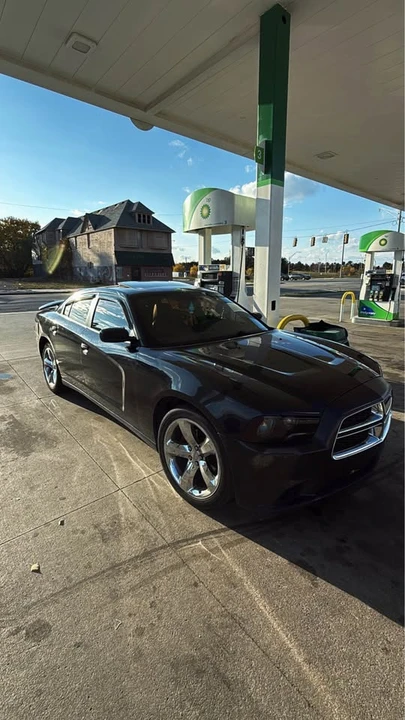2011 Dodge Charger 7th Gen - Image 15 of 15
