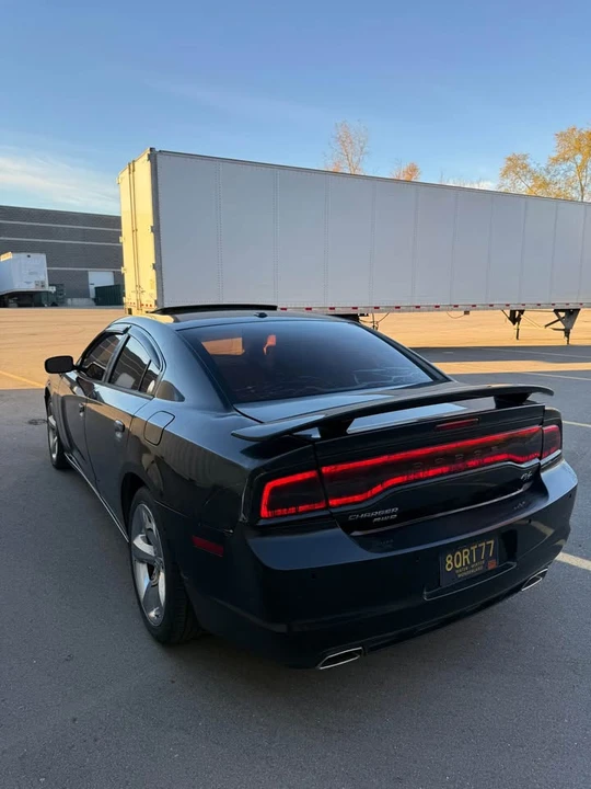 2011 Dodge Charger 7th Gen - Image 3 of 15