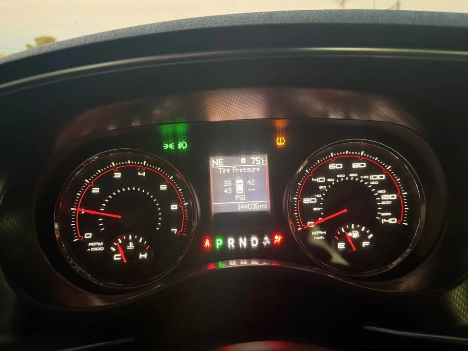 2011 Dodge Charger 7th Gen - Image 12 of 13
