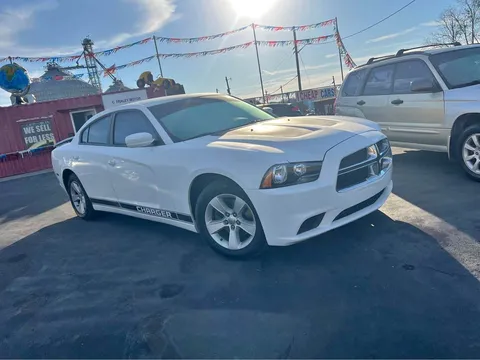 2011 Dodge Charger SXT Sedan