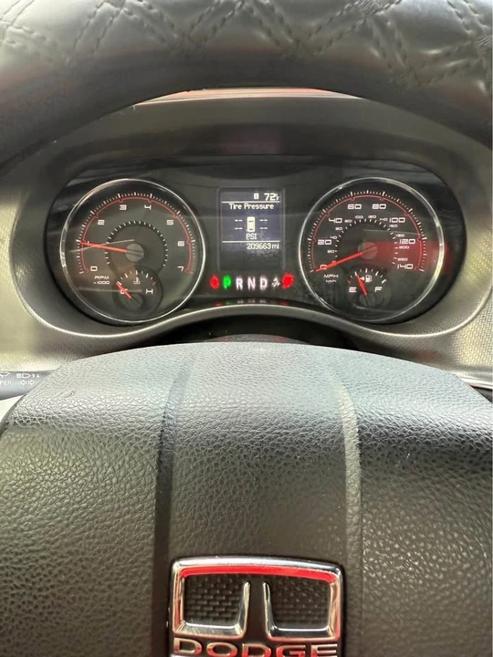 2011 Dodge Charger 6th Gen - Image 6 of 8