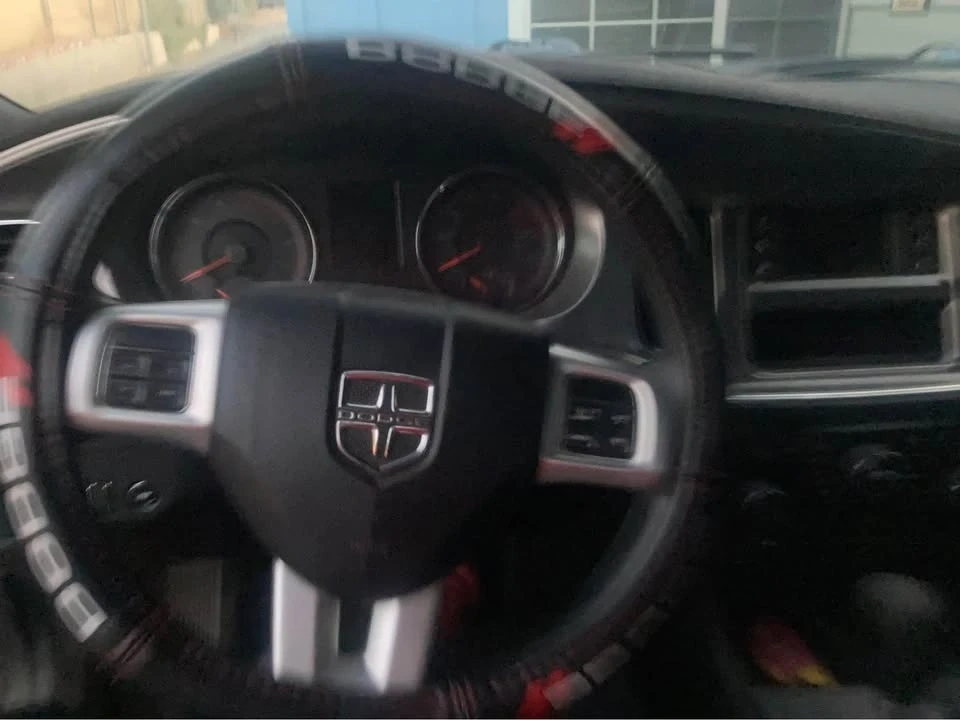 2011 Dodge Charger 7th Gen - Image 5 of 6