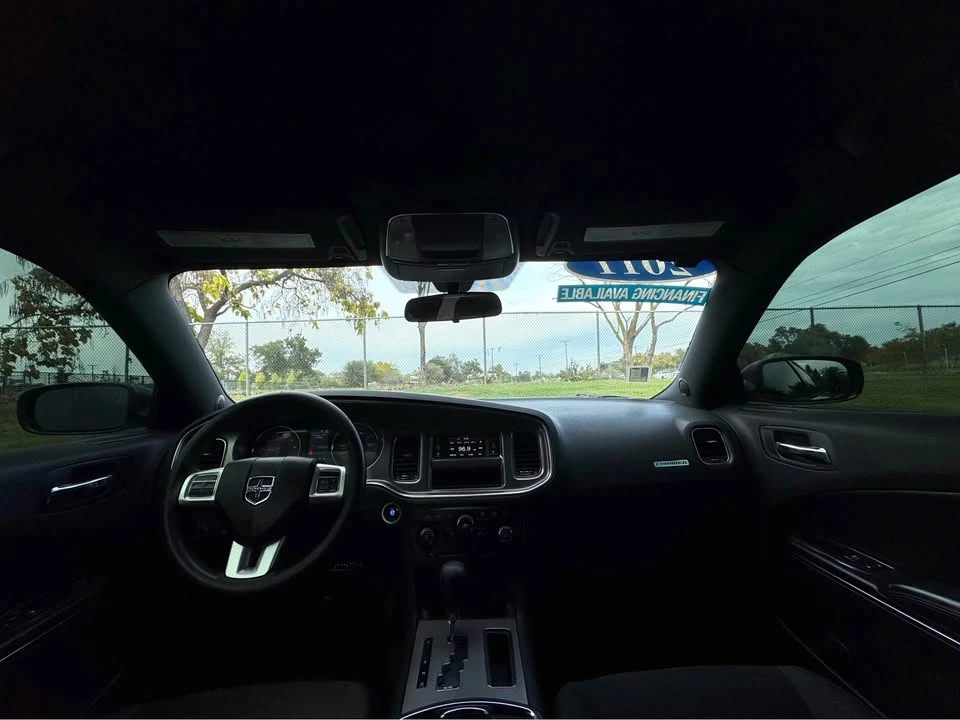 2011 Dodge Charger 7th Gen - Image 13 of 19