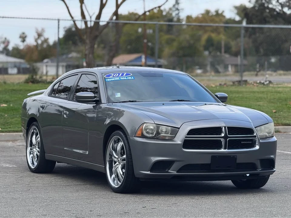 2011 Dodge Charger 7th Gen - Image 17 of 19