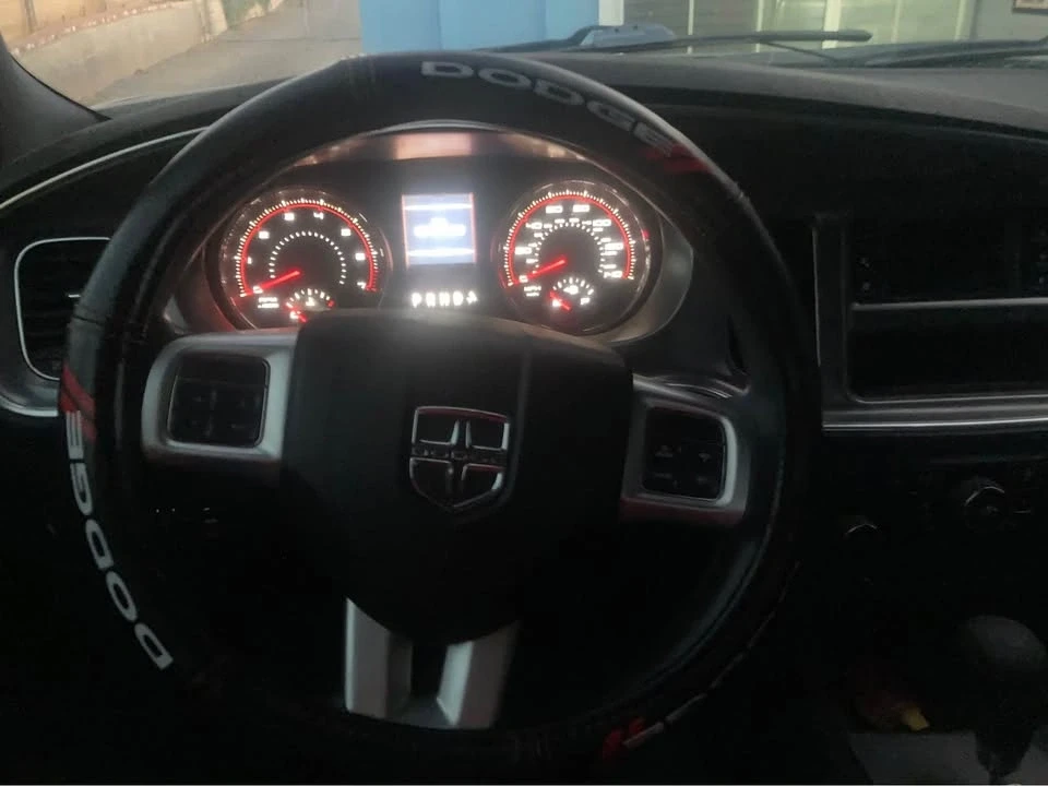 2011 Dodge Charger 7th Gen - Image 4 of 6