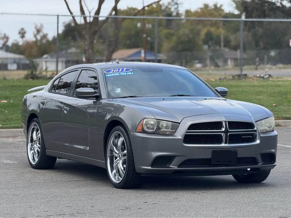 2011 Dodge Charger 7th Gen - Image 3 of 19