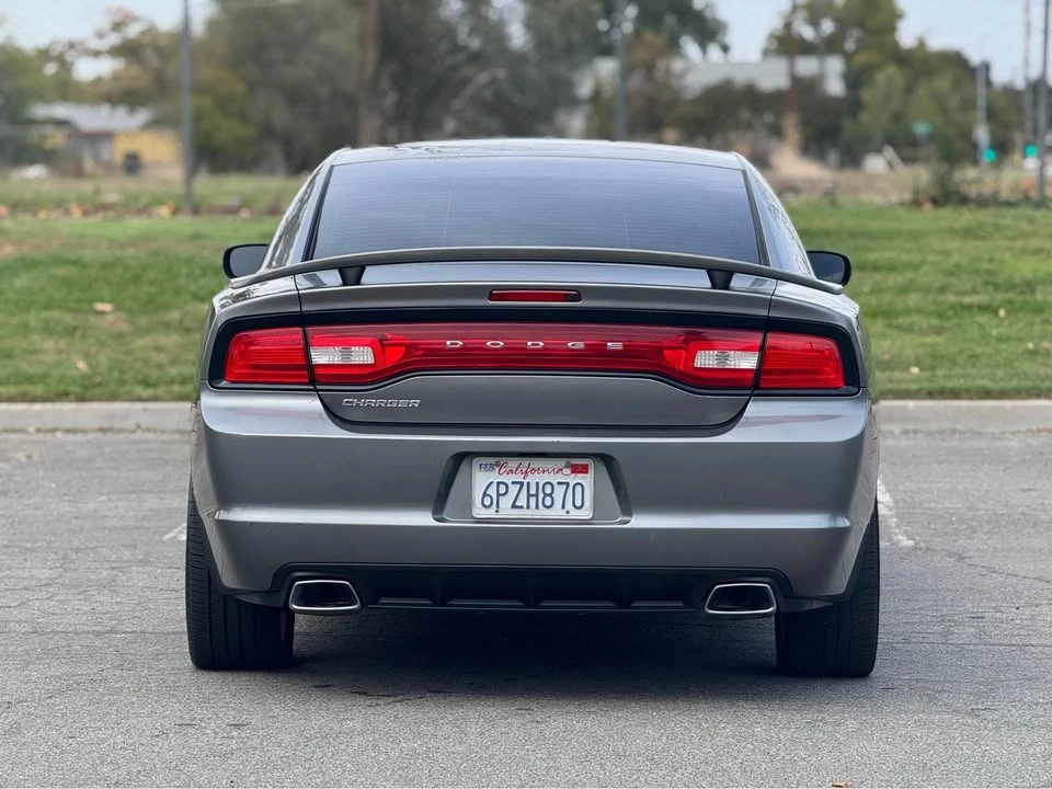 2011 Dodge Charger 7th Gen - Image 5 of 19