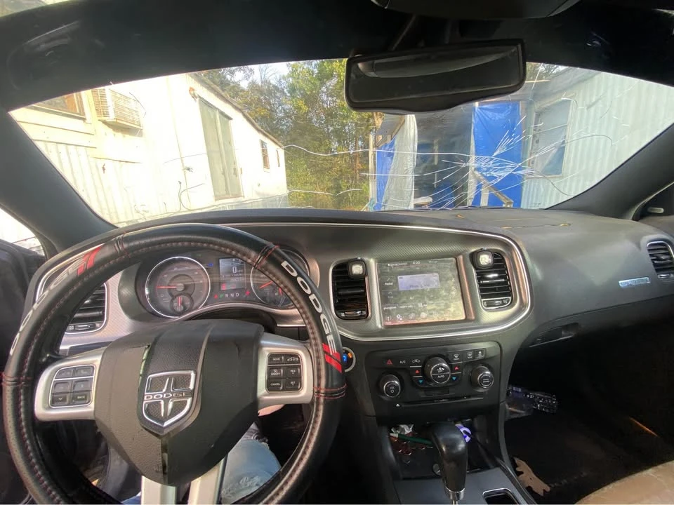 2011 Dodge Charger 7th Gen - Image 4 of 4
